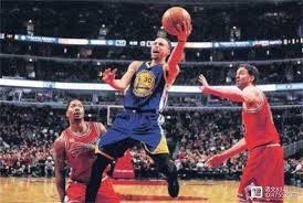 伯尔尼主帅谈骚乱：维拉球员在看台下庆祝，球迷认为被挑衅了