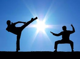 丁文一进攻果岭 小球稳稳落在了洞口