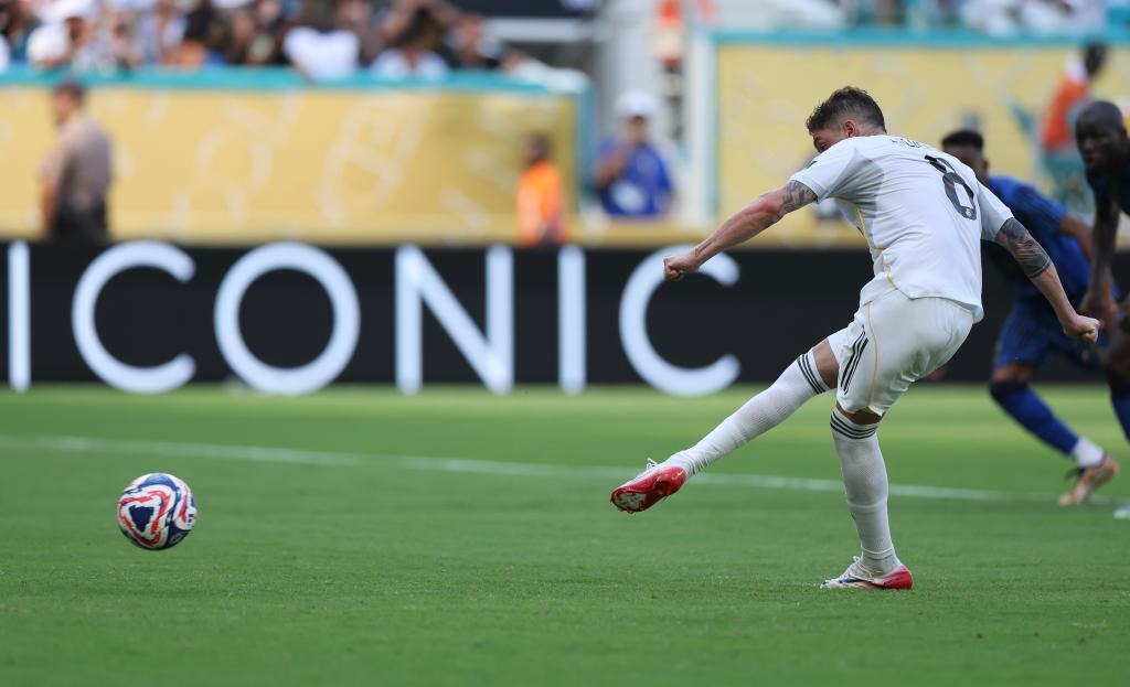 沈阳日报：5连胜&球队状态明显回升 辽篮重燃挺进前四希望